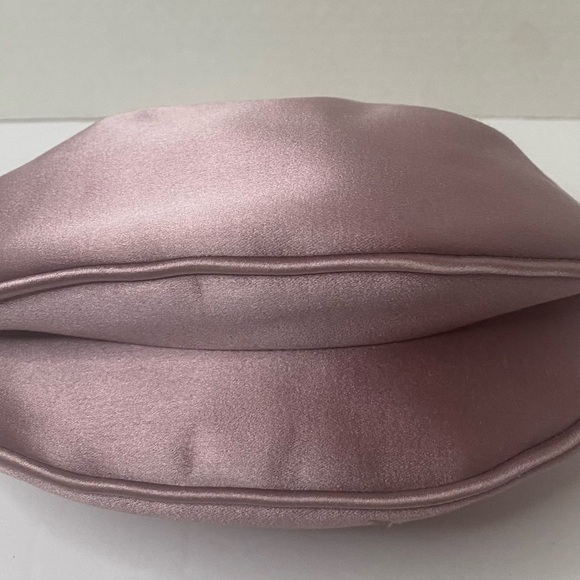 Casadei vintage mauve and lavender evening bag also has a matching shoe - Picture 6 of 7